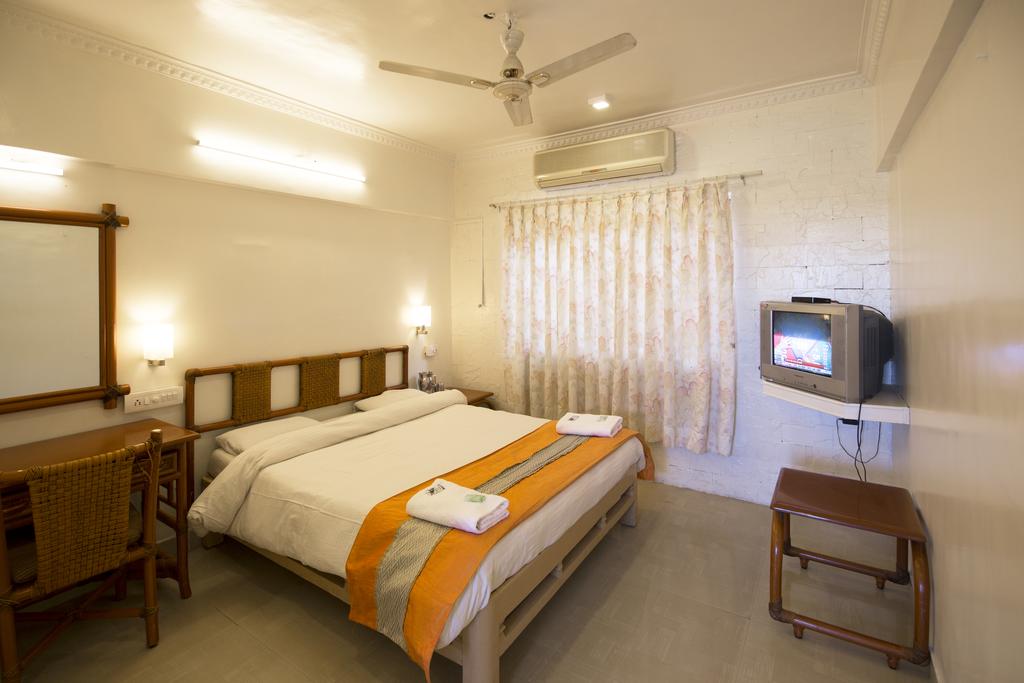 Hotel Rahil International-Standard AC Room